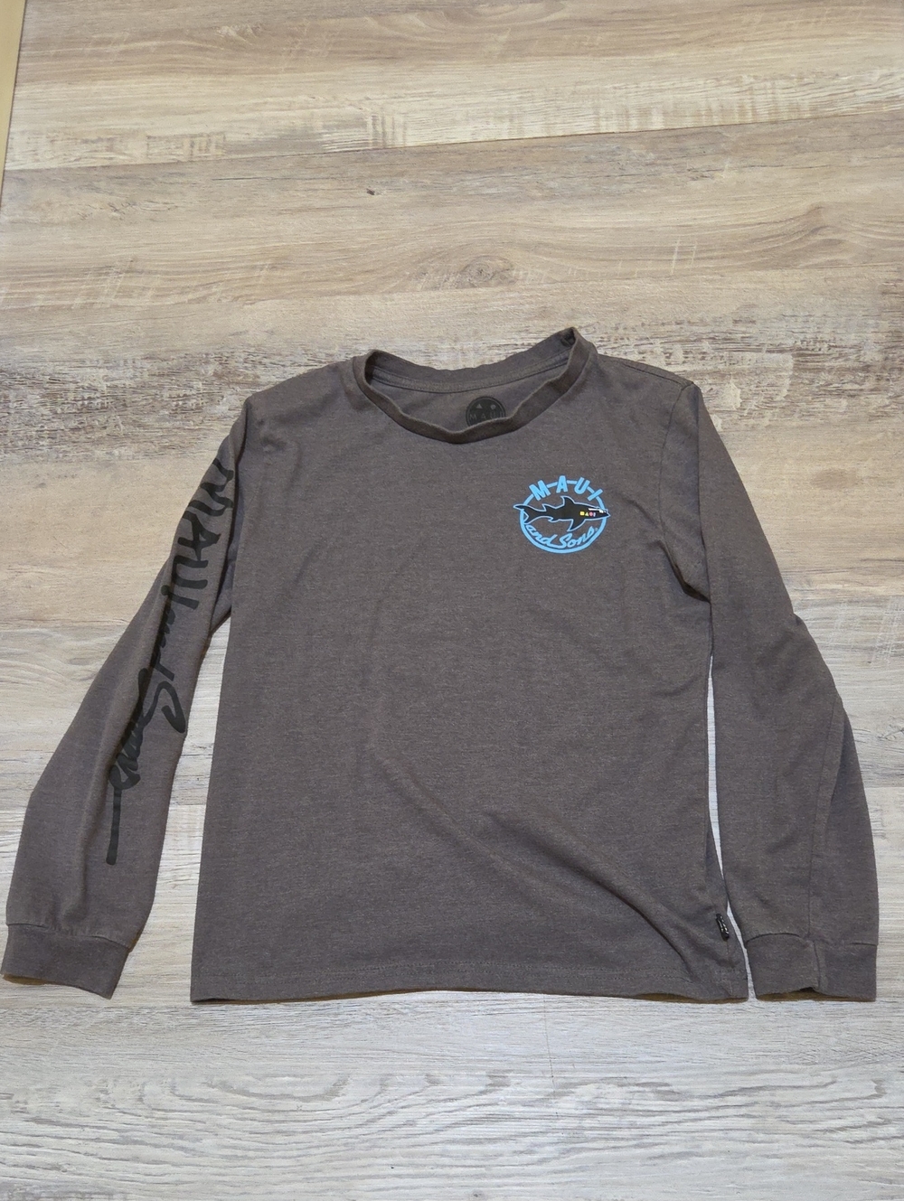 Maui & Sons Kids Long-Sleeve Shark Logo Size YL